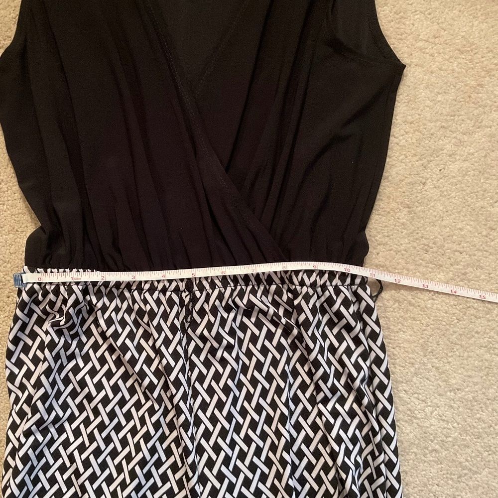 Jumpsuit small black and white geometric woven pattern - Picture 4 of 9
